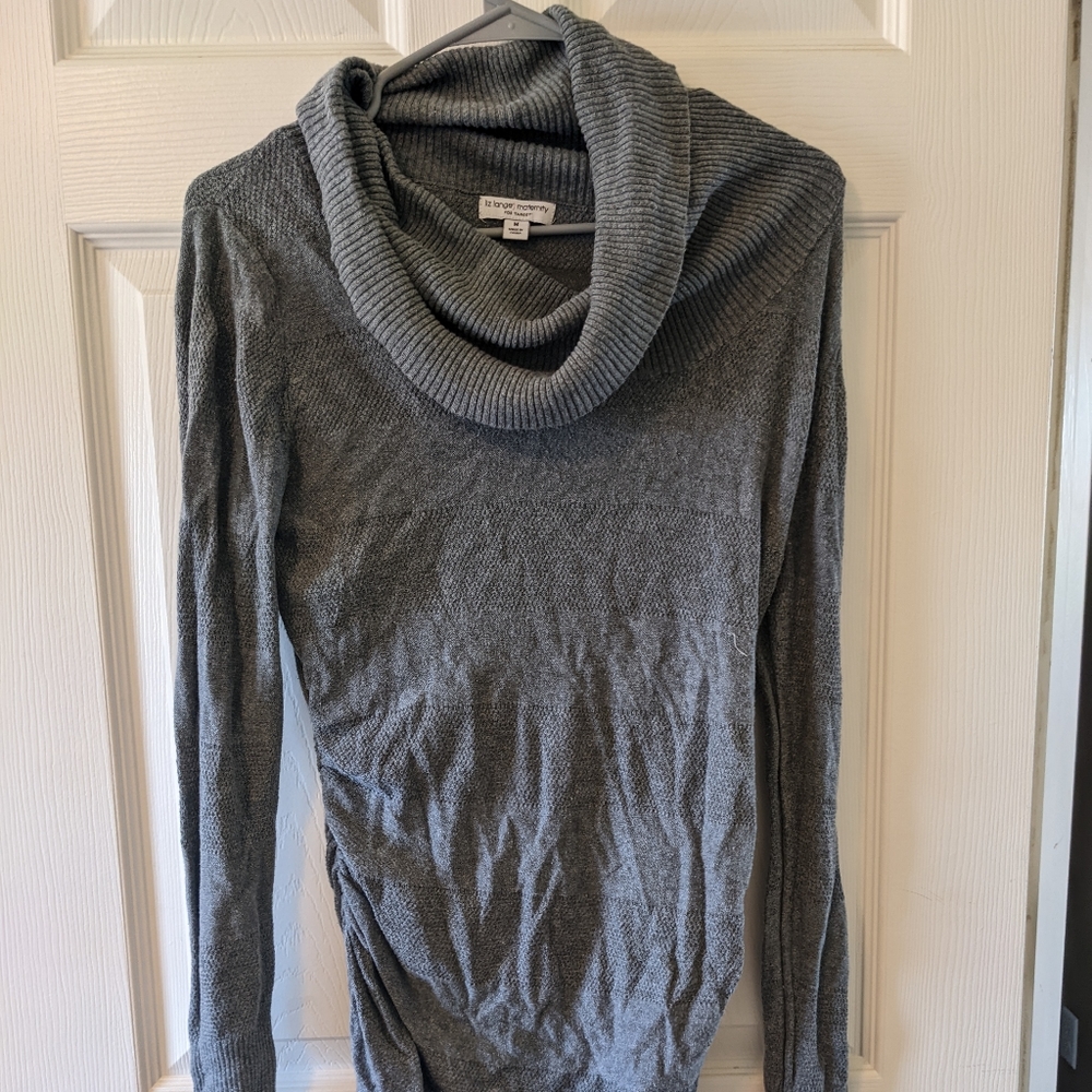5 Long sleeve maternity shirts
